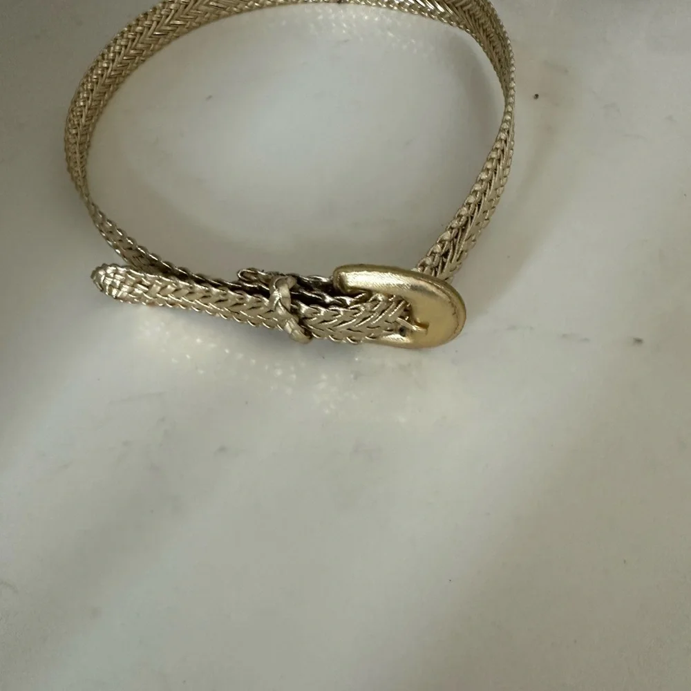 Elegant Gold Braided Belt - Picture 2 of 3